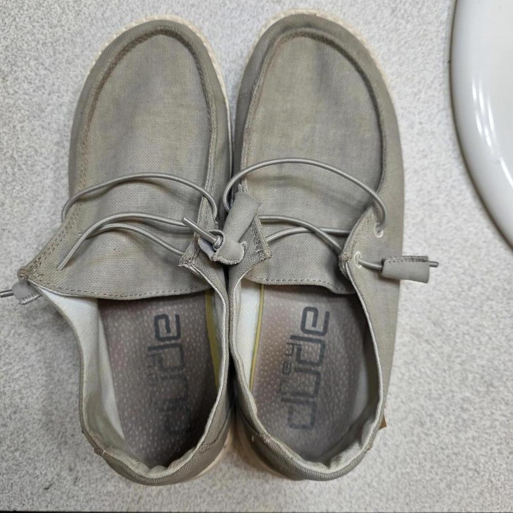 Hey Dudes Chambray Light Grey Wendy Casual Slip-On Shoes Size 7 - Picture 2 of 7